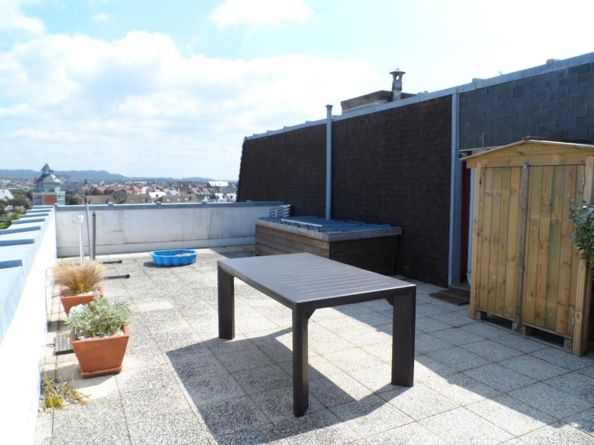 Appartement Avec Terrasse Panoramique, Acceptant Les Animaux, Parking - Fr-1-487-281 Cabourg Exterior foto